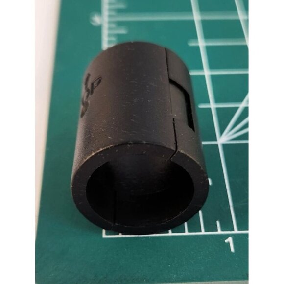 Wire Shelf Lock Clips 4 Pairs Brackets Split Sleeves Plastic For 1" Diameter Pos - Picture 3 of 4